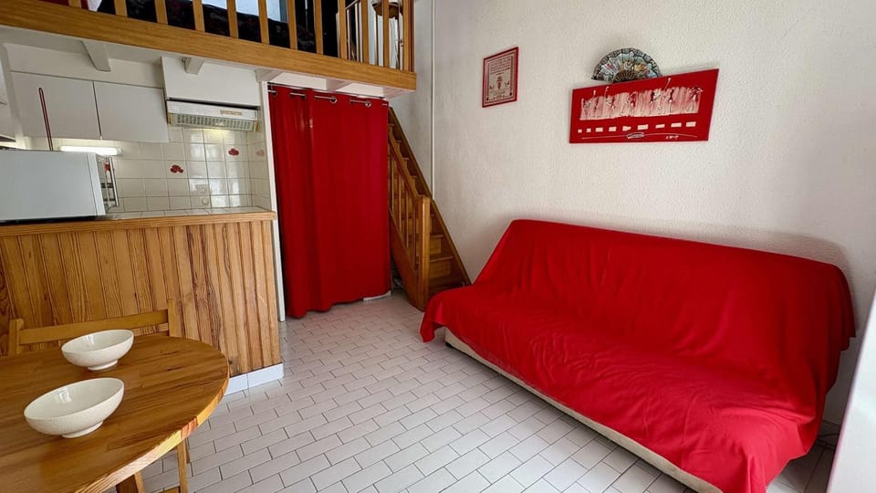 Pavillon climatisé avec terrasse et piscine collective - GN180-038 Villa in Gruissan