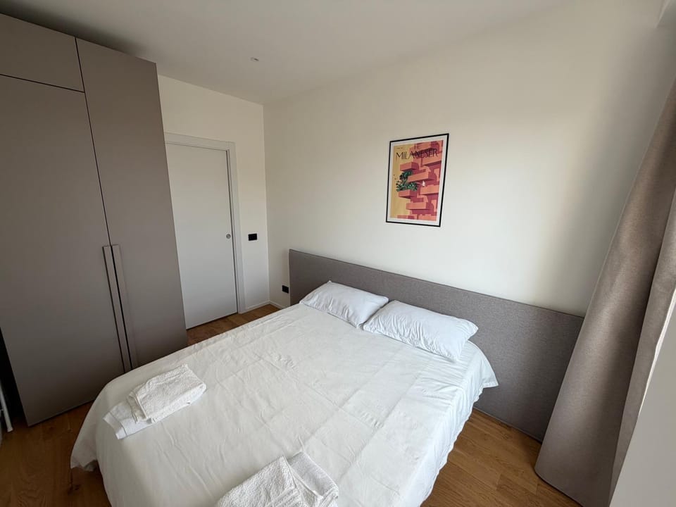 Bed, Photo of the whole room, Bedroom, wardrobe