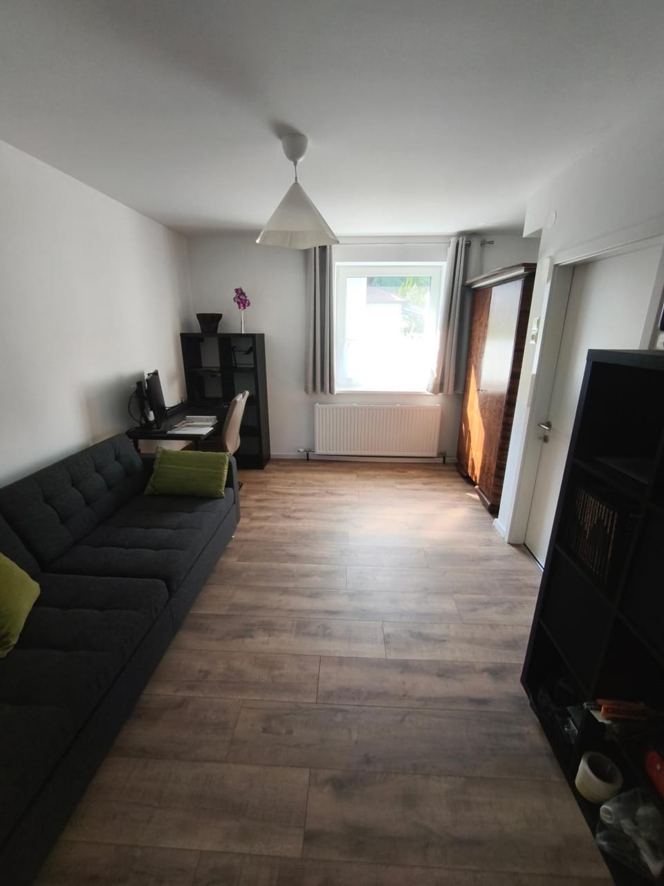 Photo of the whole room