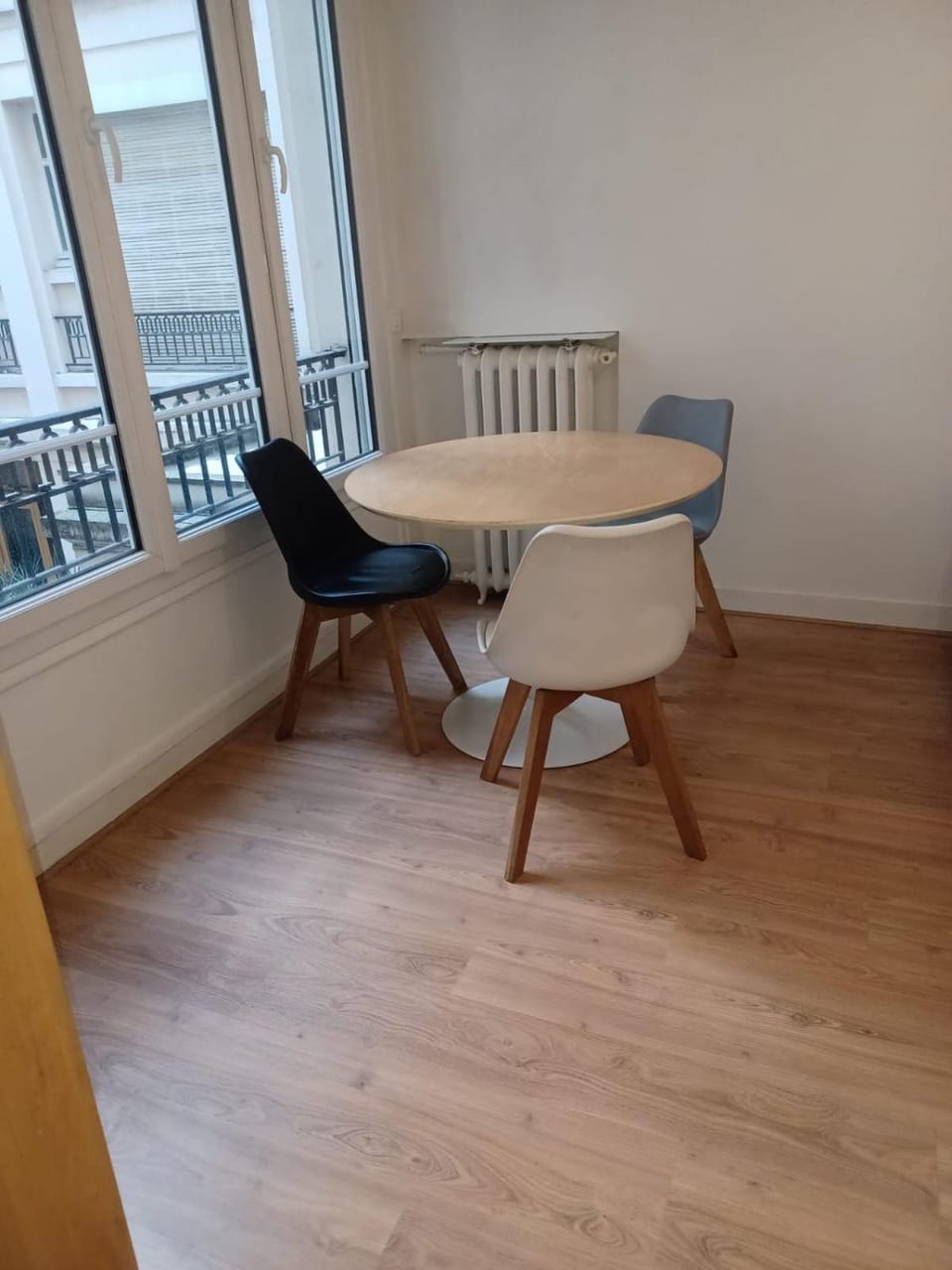 Montmartre charmant studio Apartment in Paris