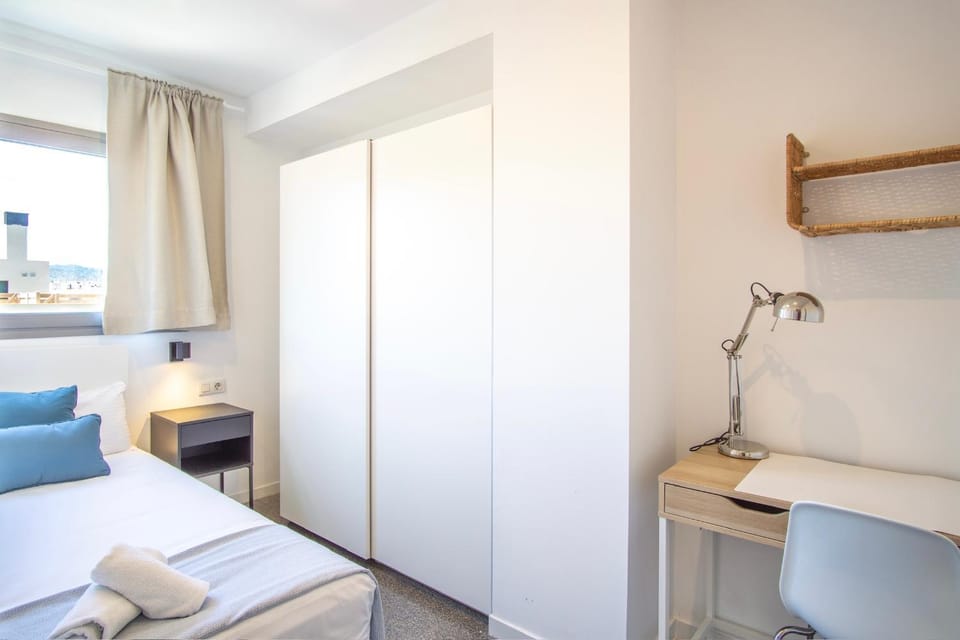 StayVNG Bright & Modern 2bd 141 Centre Vilanova Apartment in Garraf