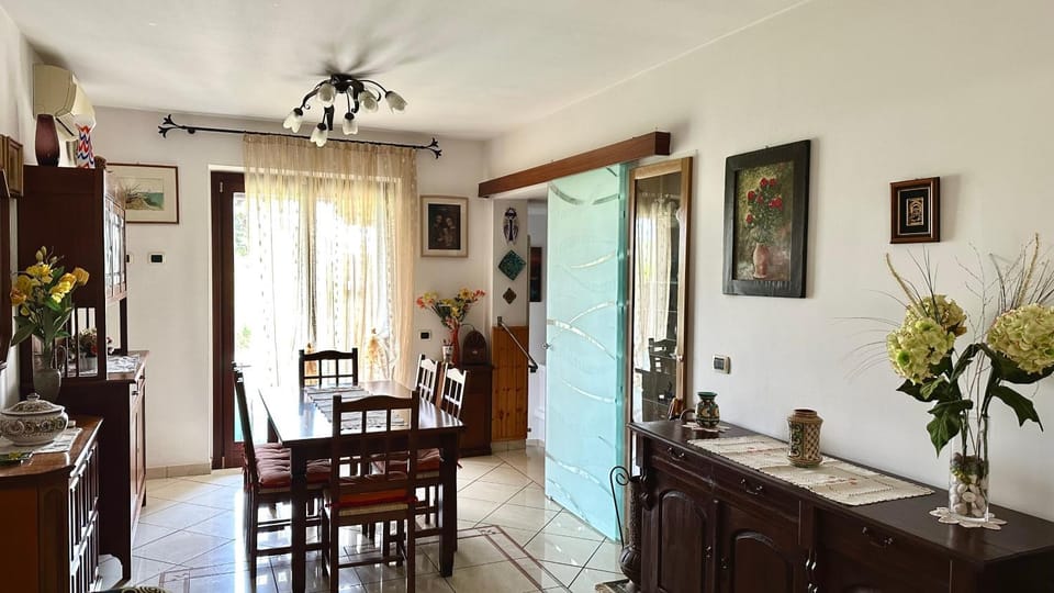P037- Porto Recanati, comodo trilocale con aria condizionata Apartment in Porto Recanati