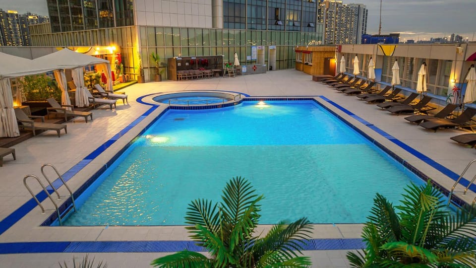 Pool view, Swimming pool, Swimming pool