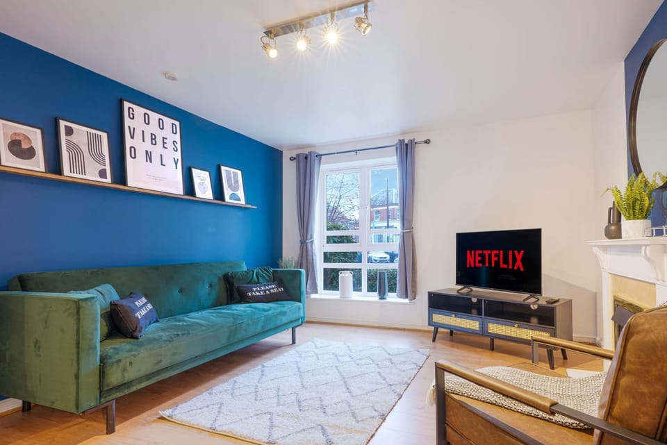 TV and multimedia, Living room, Seating area