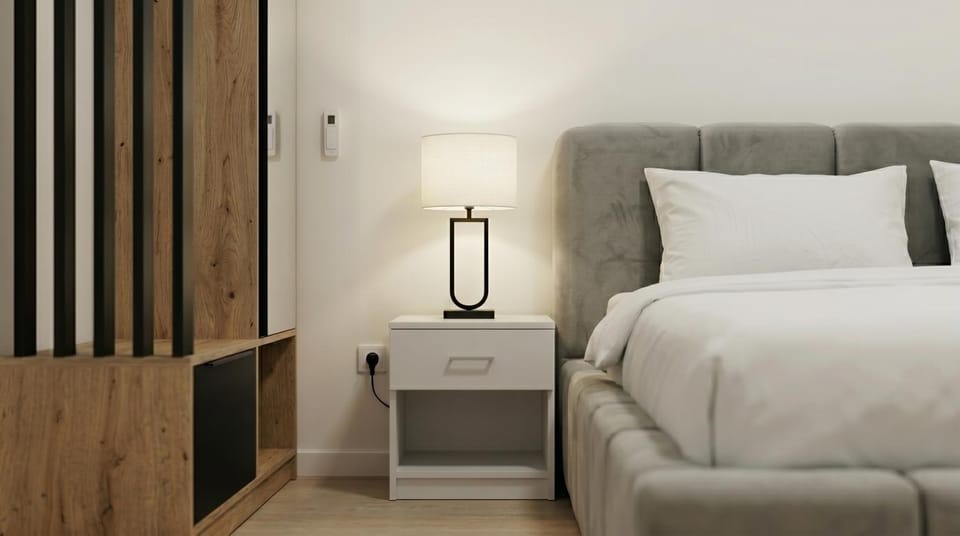 Bed, Living room, Photo of the whole room, Seating area, Bedroom