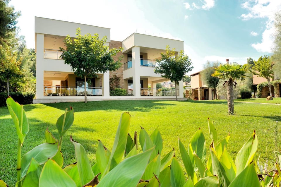 Property building, Patio, Nearby landmark, Spring, Day, Neighbourhood, Natural landscape, Activities, Summer, Children play ground, Children play ground, Garden, View (from property/room), Food and drinks, Other, Garden view, Garden view, Landmark view, Landmark view, Mountain view, Pool view, Street view, Street view, Area and facilities, Time of day, Sunrise, Sunset, Family, Family, Quiet street view, Inner courtyard view, furniture, internet, internet, VIP, wedding, wedding, wedding