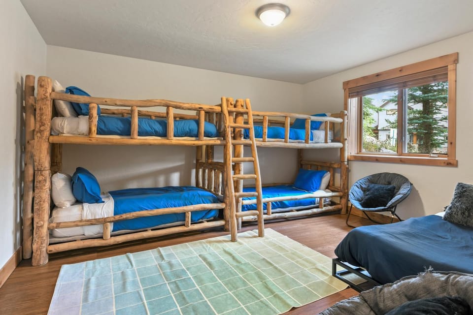 bunk bed