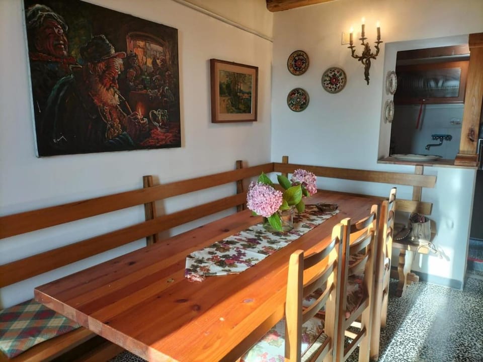 Uliveto Peppino House in Province of Massa and Carrara