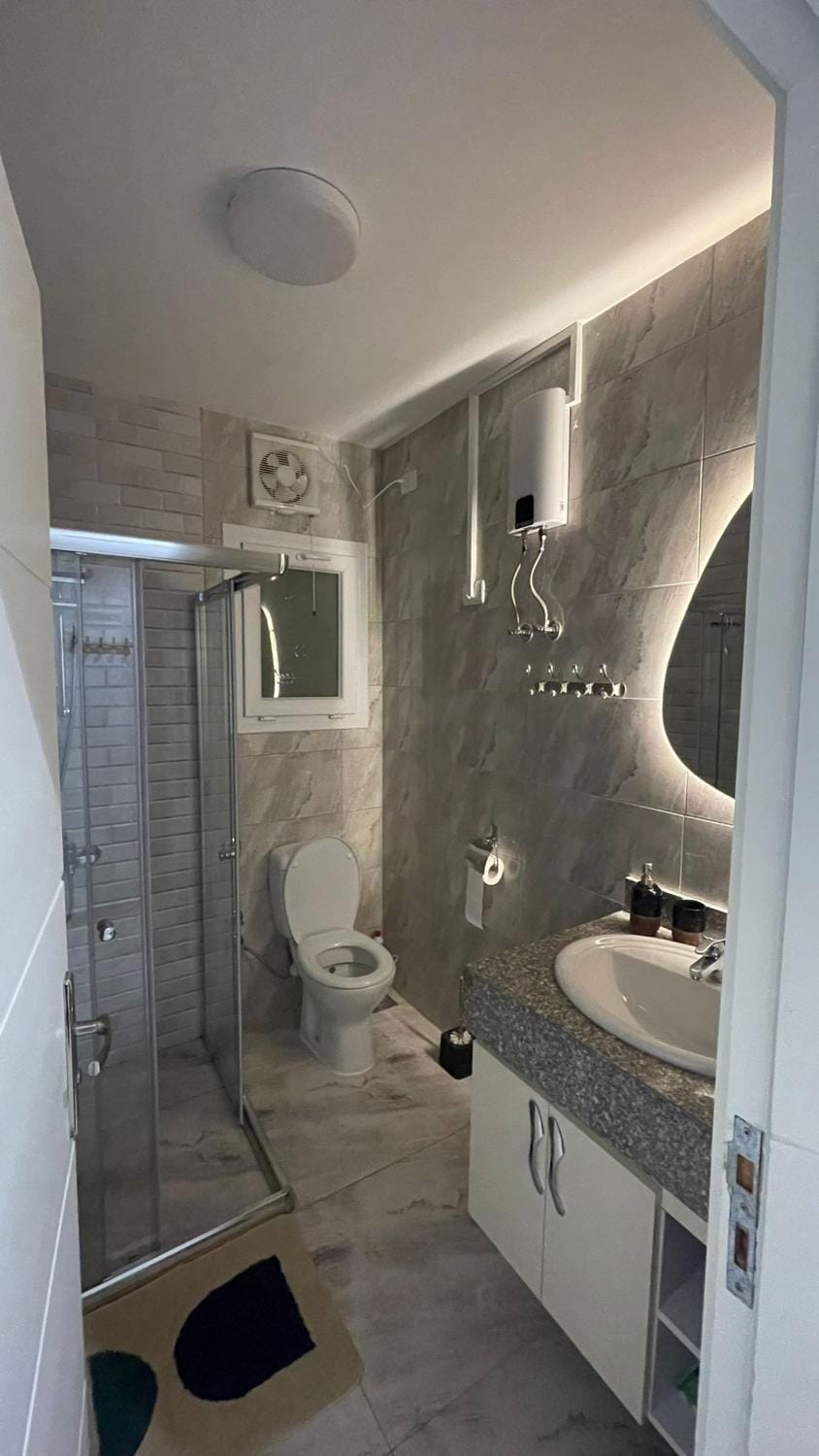 Toilet, Bathroom