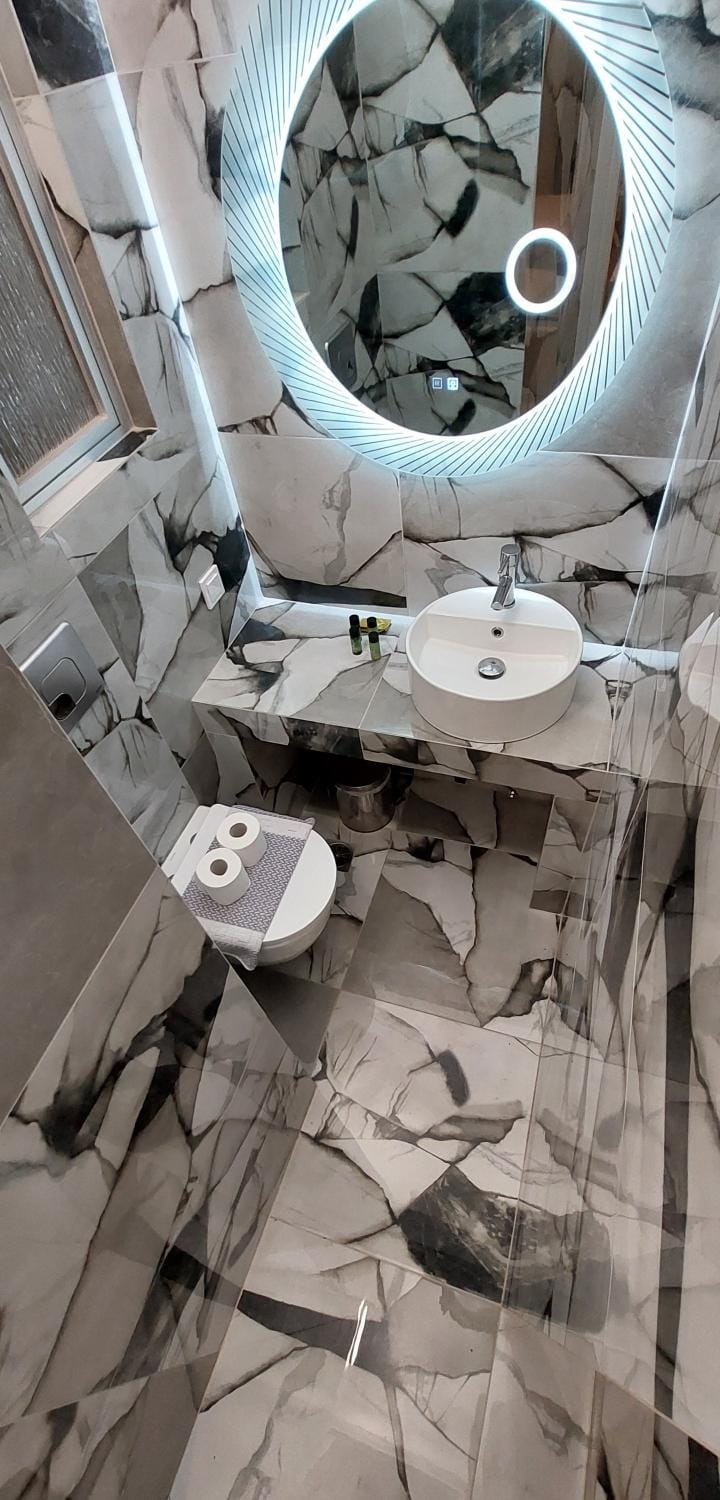 Shower, Bathroom