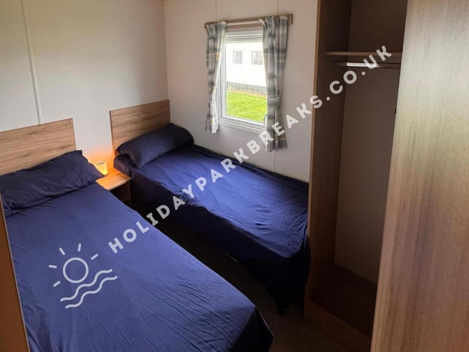 Sid - 2 bedroom with veranda, Seal Bay House in Selsey