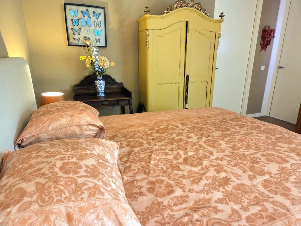 Bed, wardrobe