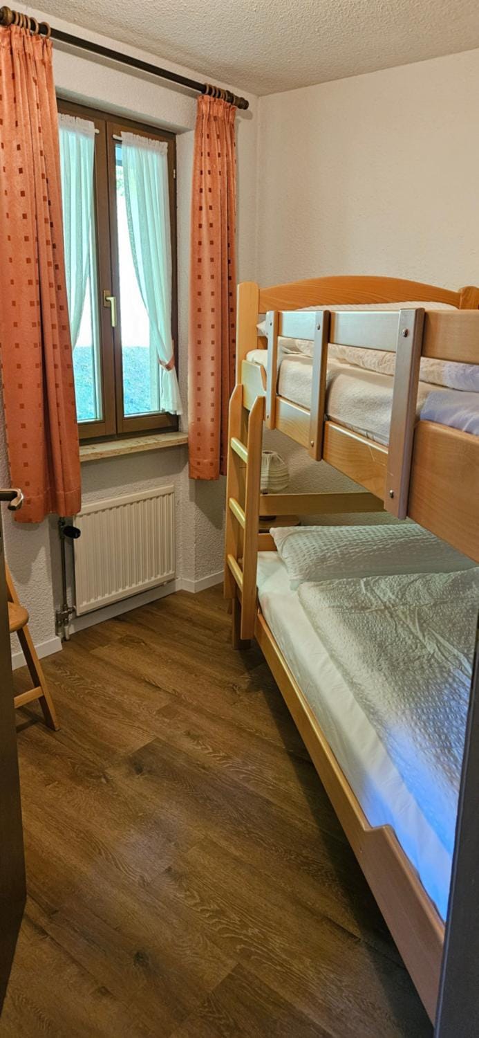 bunk bed