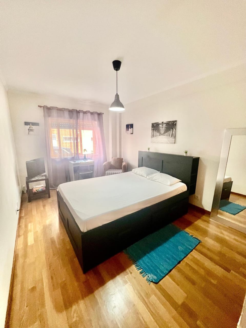 Quarto próximo aeroporto Bed and Breakfast in Lisbon District