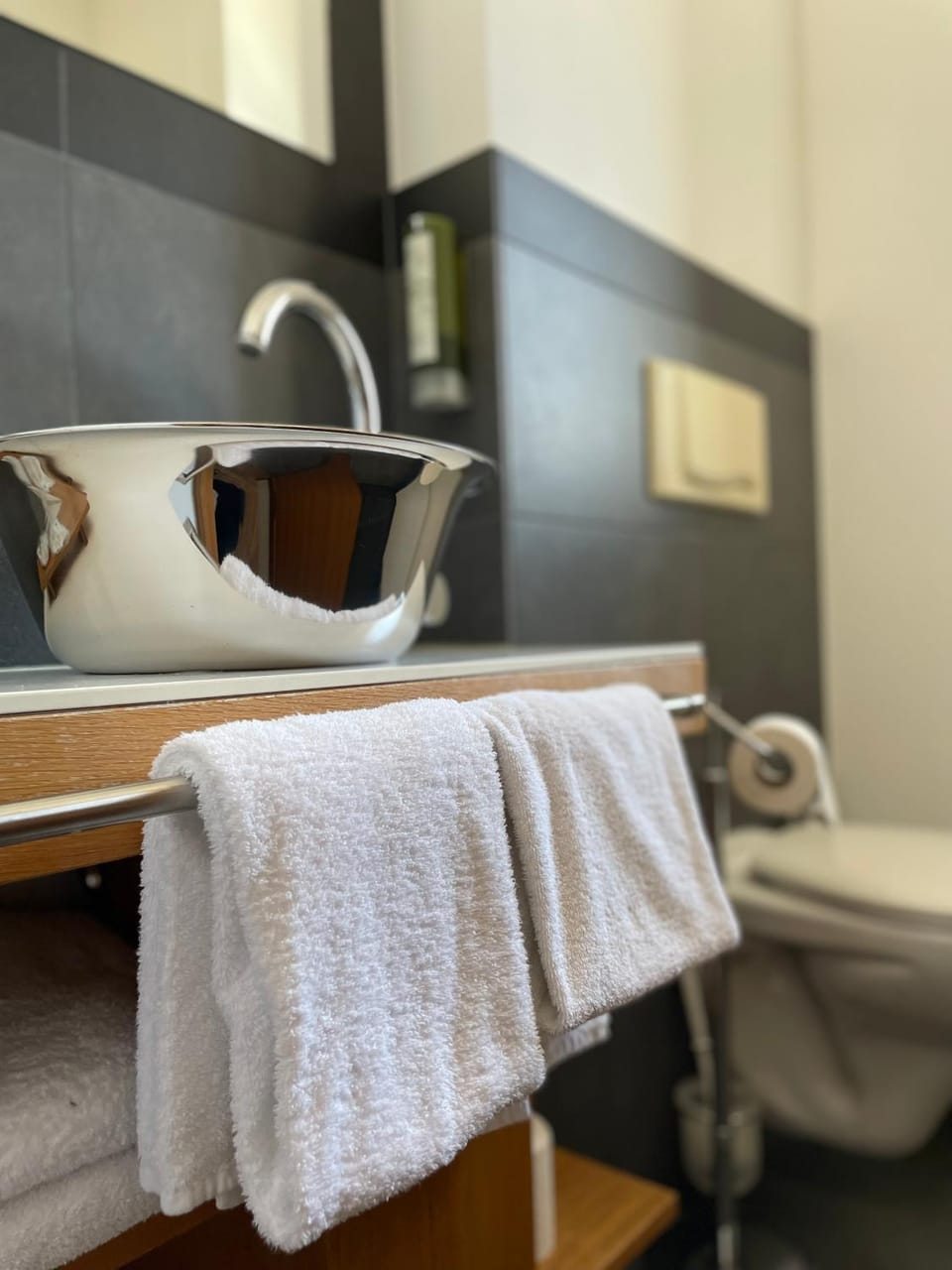 Bathroom, Photo of the whole room