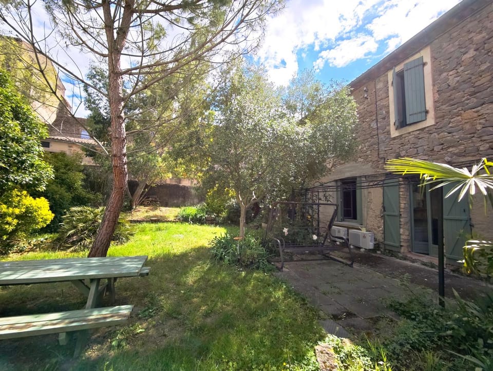 Grande maison 15 pers - Jardin, barbecue & pétanque House in Occitanie