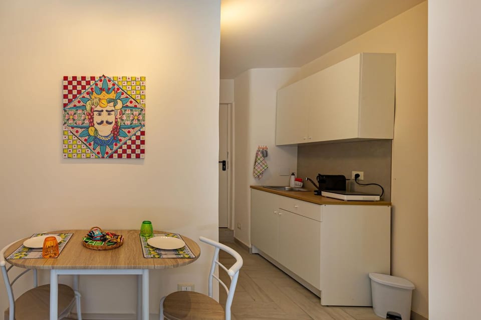 April Apartment 2 107 - Loft in centro Città Apartment in Catania