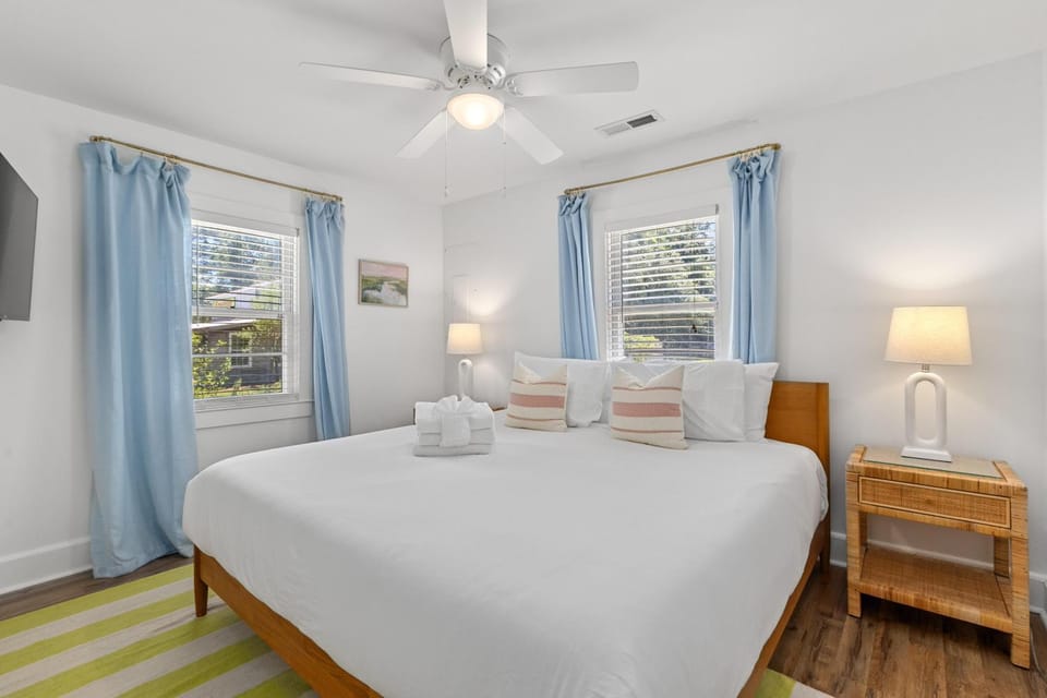 Private Rifle Range Cottage -Near IOP & Charleston House in Mount Pleasant