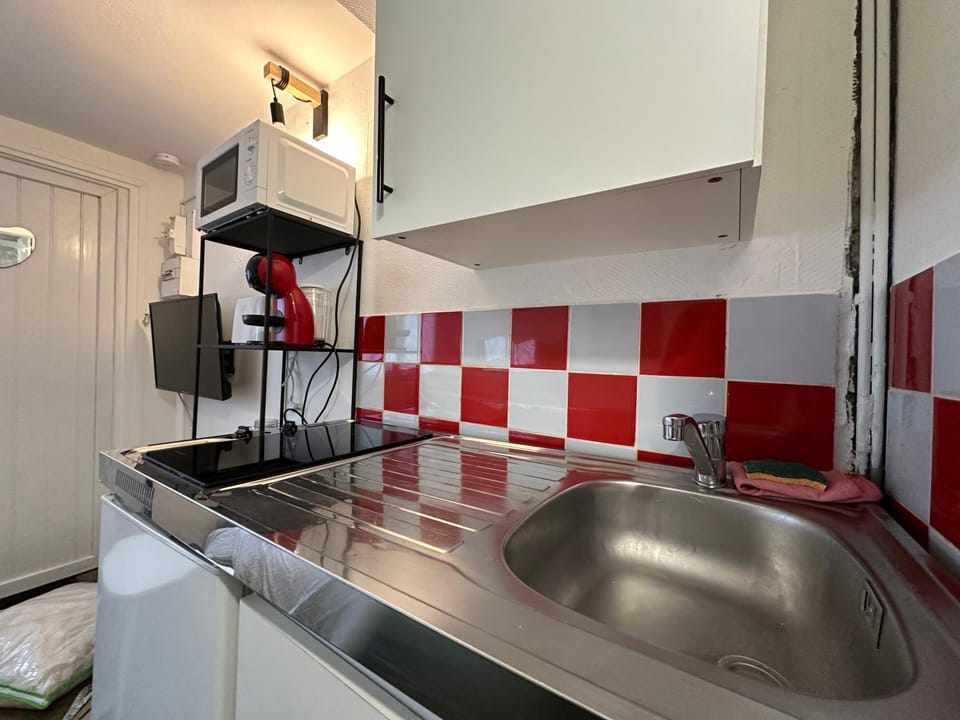 Studio Boulingrin 9m2 1pers Apartment in Rouen
