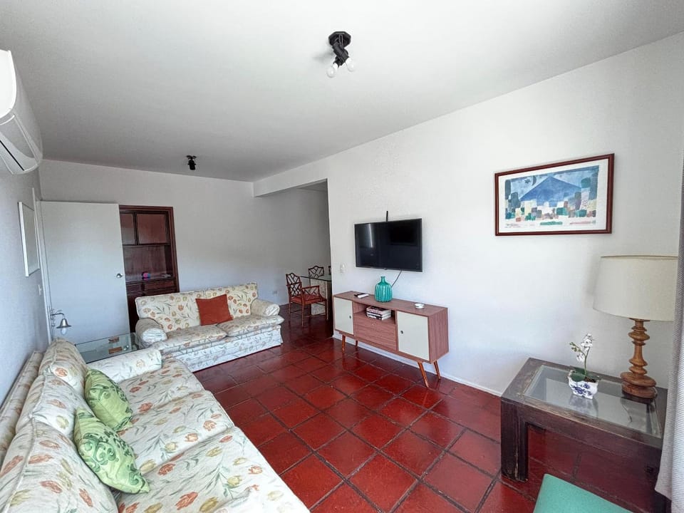 Guarujá - Pitangueiras - Ed. Emília Apartment in State of São Paulo