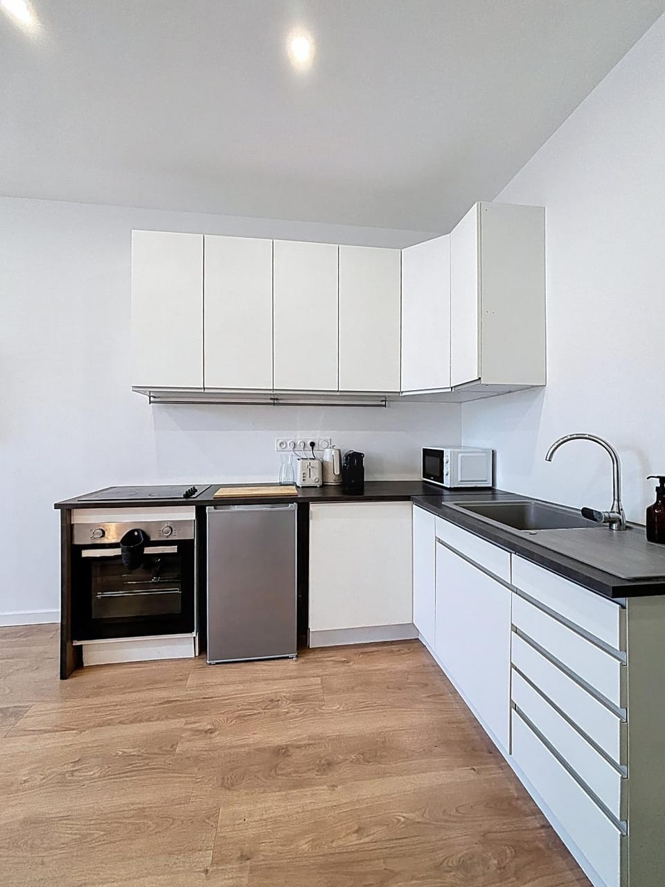 Paisible & Ensoleillé T3, WIFI Fibre et Balcon Apartment in Grenoble