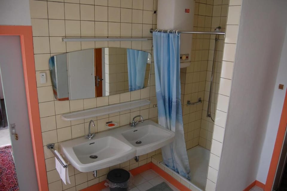Ferienwohnung Hofwiese, nur für aktive Urlauber Apartment in Hesse