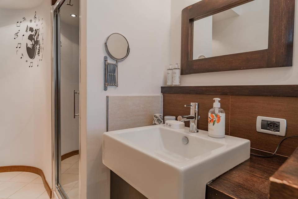 Urban Tribal House Apartment in Turin