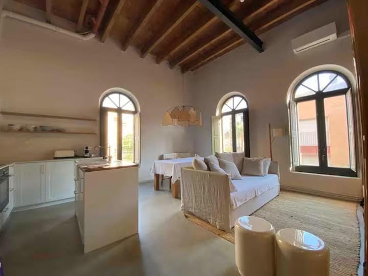Kitchen or kitchenette, Living room, Photo of the whole room