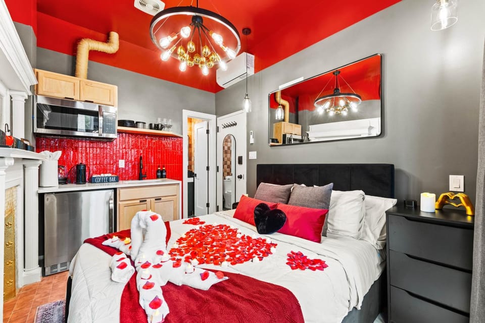 Bed, Bedroom