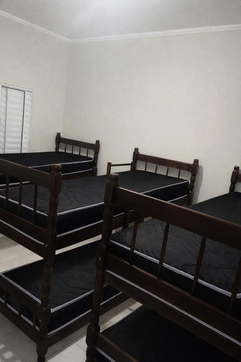 Bed, bunk bed