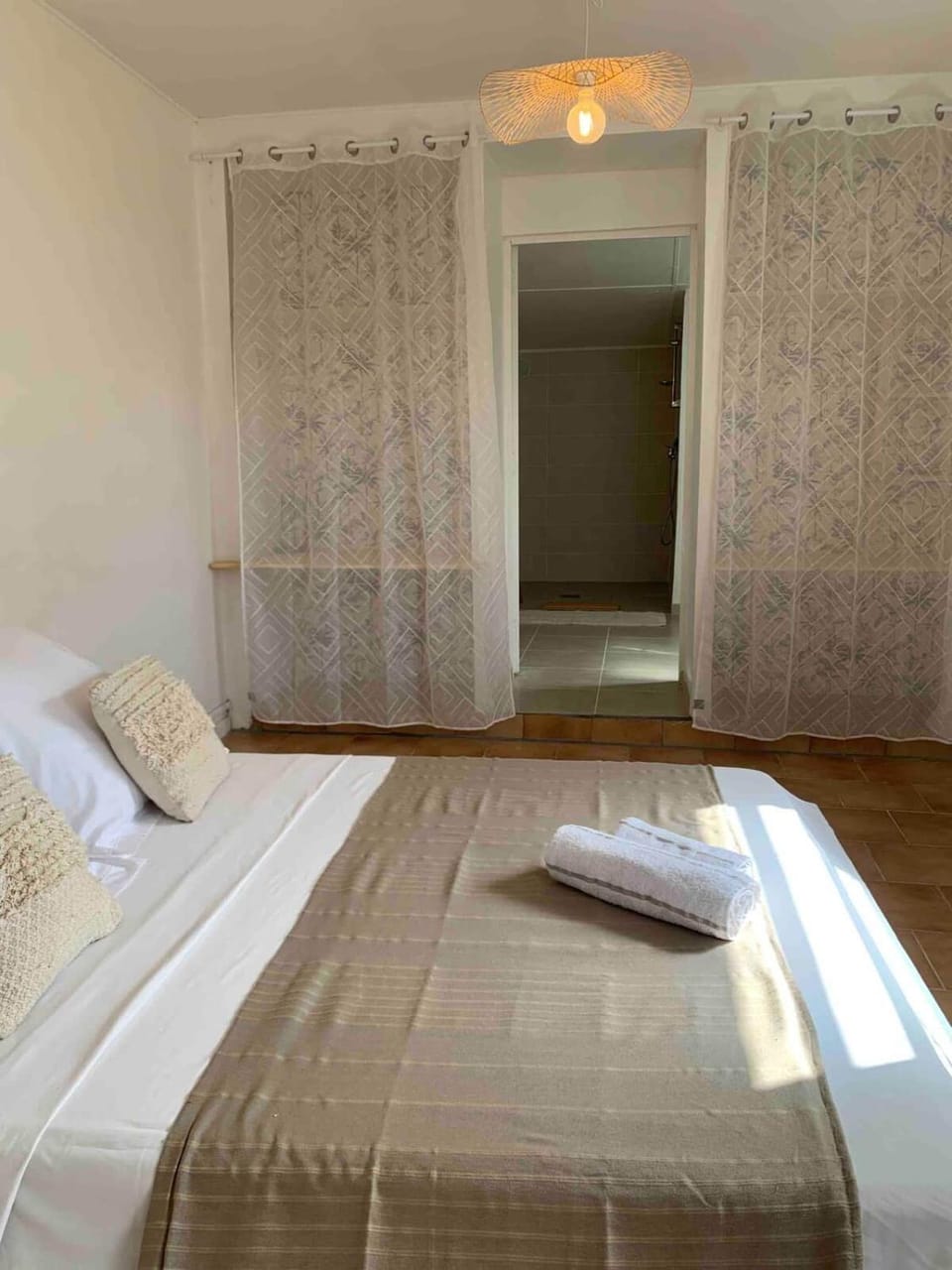 Oasis Clairière beau studio central avec terrasse et parking Apartment in Fort-de-France