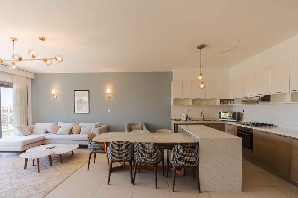 Kitchen or kitchenette, Living room, Dining area