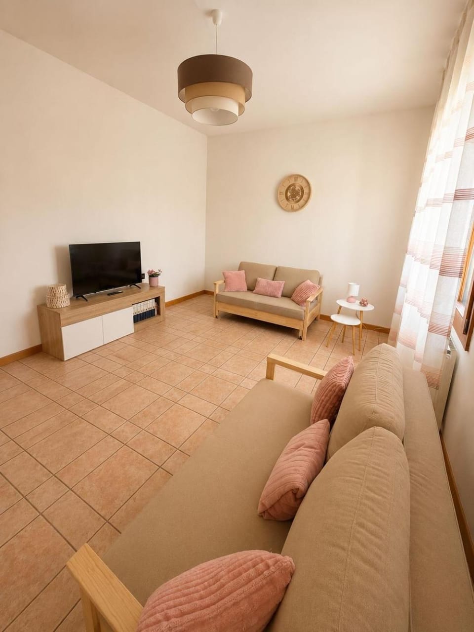 TV and multimedia, Living room