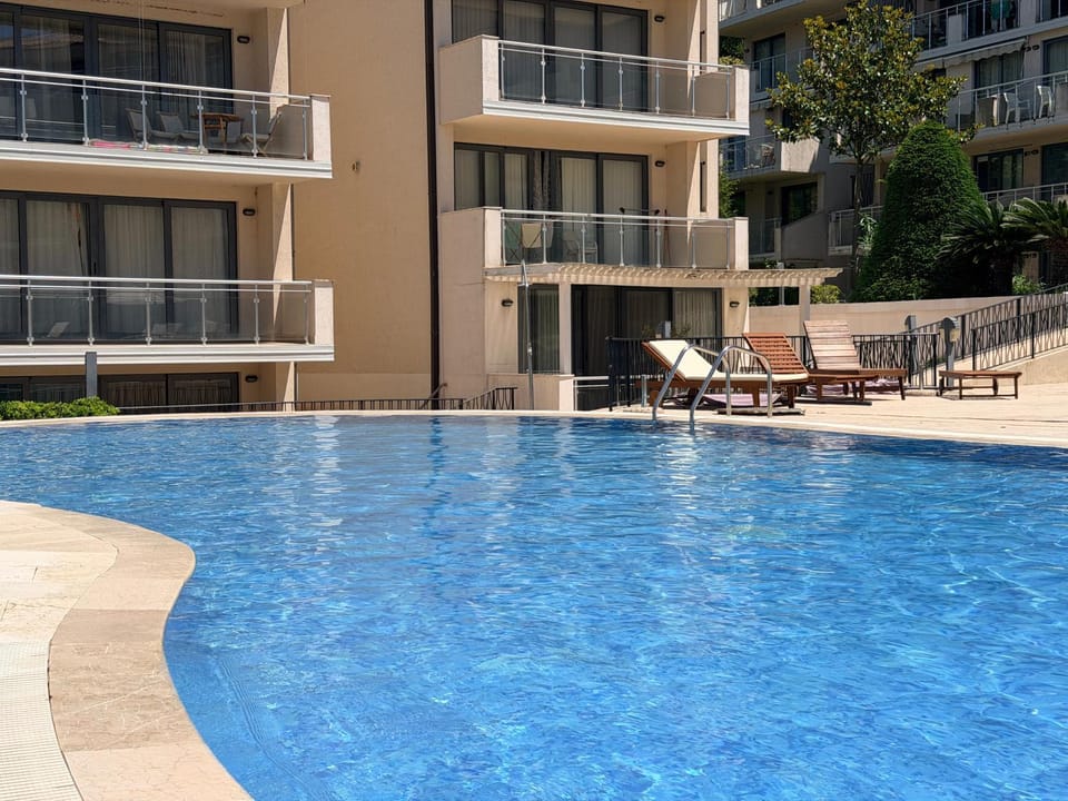 Przno 1BR Residence by Blue Horizon with Pool Apartment in Budva Municipality