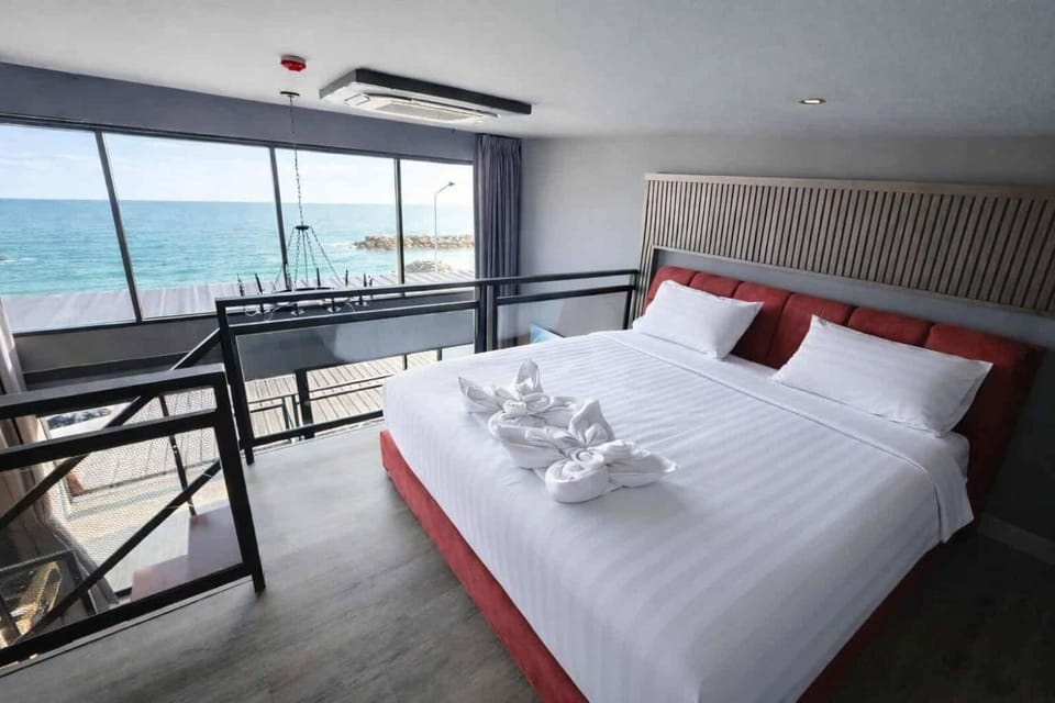 Beachside Hotel H8 Hotel in Rayong, Mueang Rayong District, Rayong, Thailand