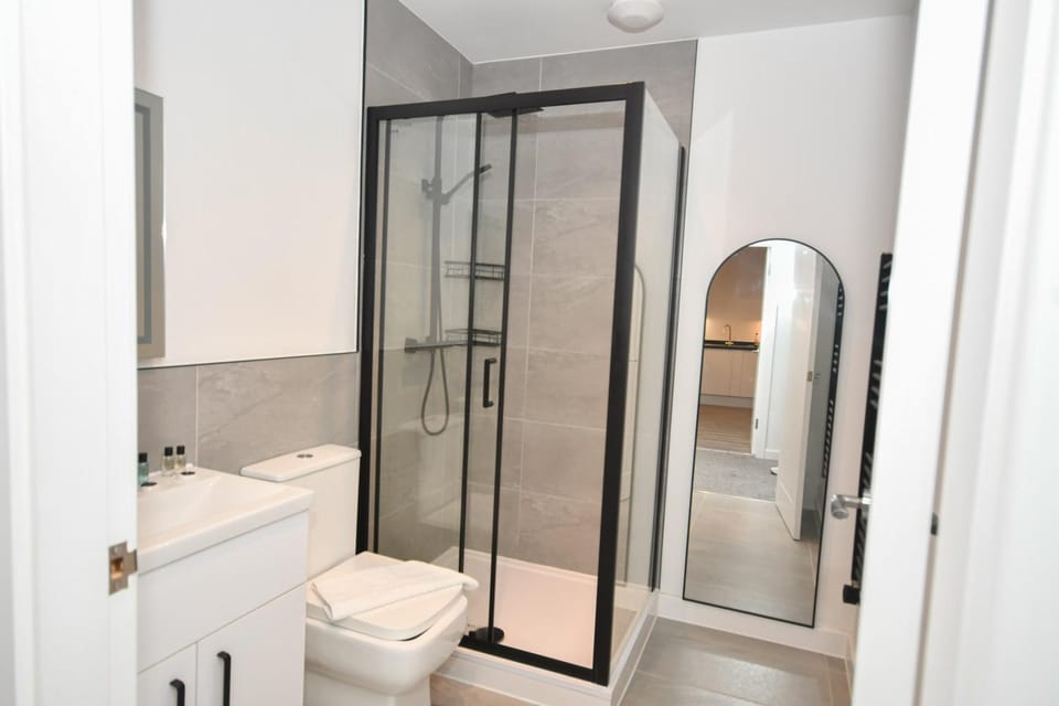 Lovely 1 Bedroom Apartment in Leeds w WiFi Apartment in Leeds