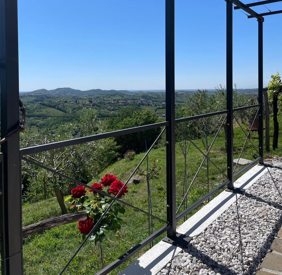 Property building, Day, Natural landscape, View (from property/room), Balcony/Terrace
