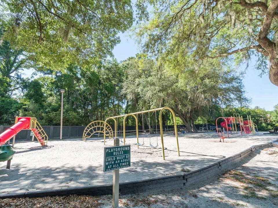 Hilton Head Beach & Tennis by Hilton Head Retreats Apartment in Hilton Head Island