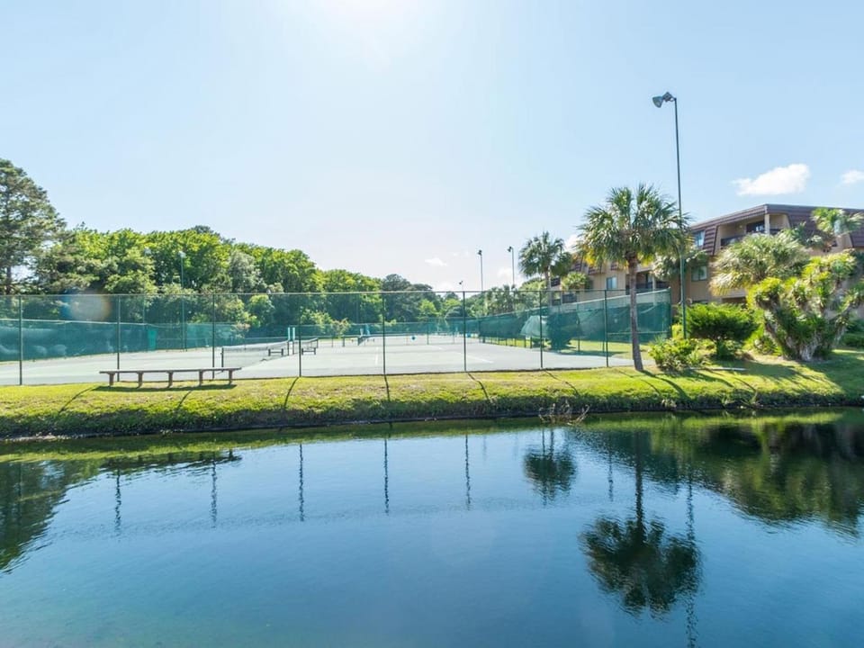 Hilton Head Beach & Tennis by Hilton Head Retreats Apartment in Hilton Head Island