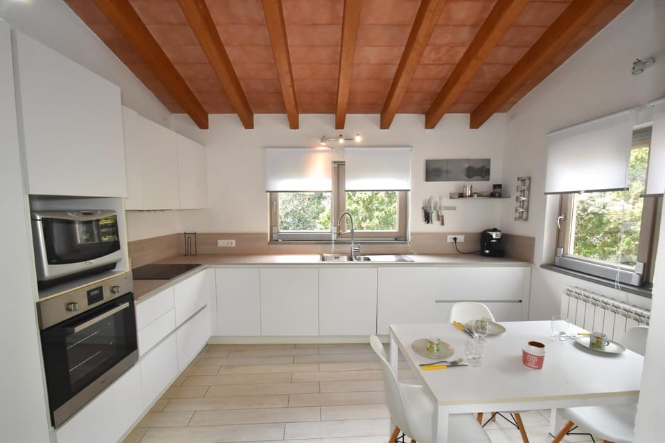oven, stove, kitchen, air conditioner