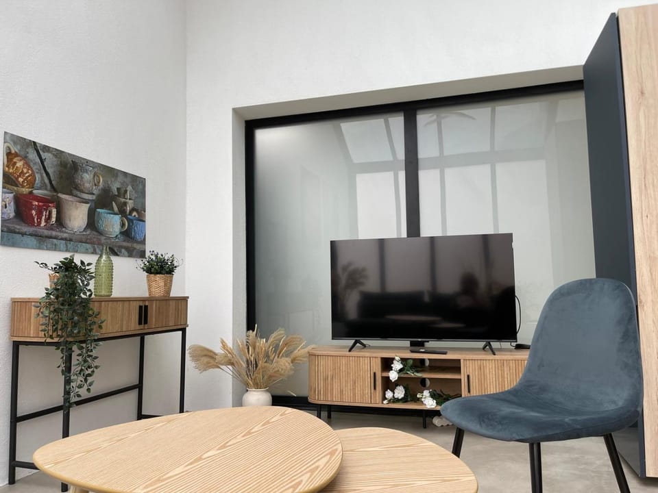 TV and multimedia, Living room, Seating area
