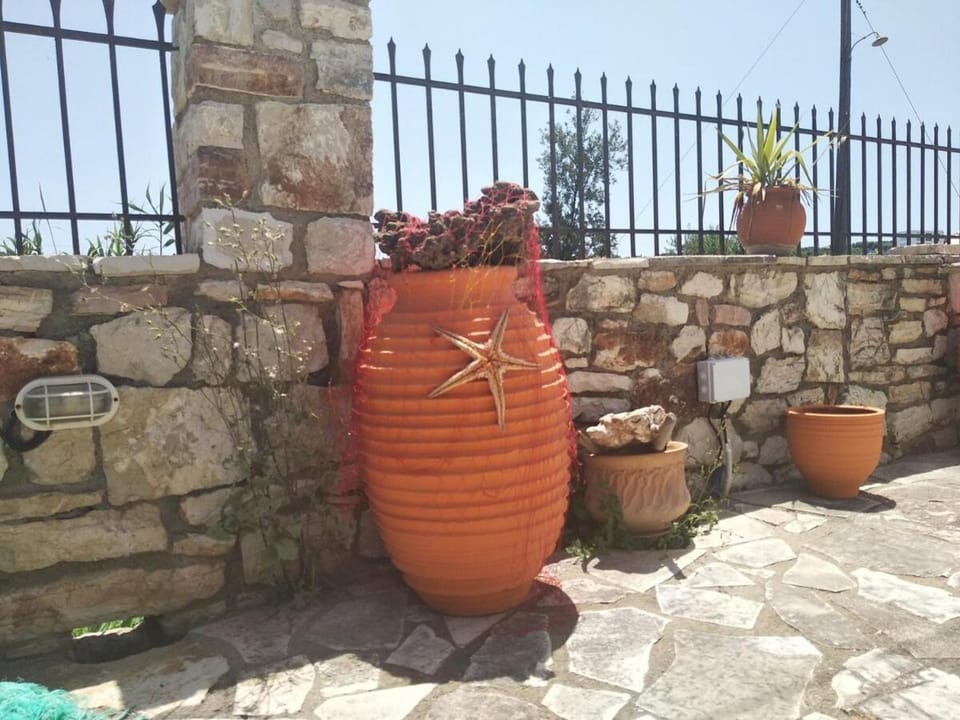Inner courtyard view