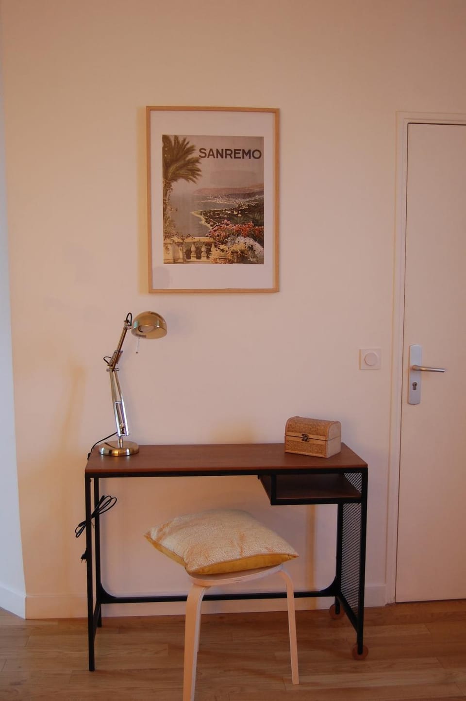 Poissy F2 au 1 er étage Apartment in Poissy