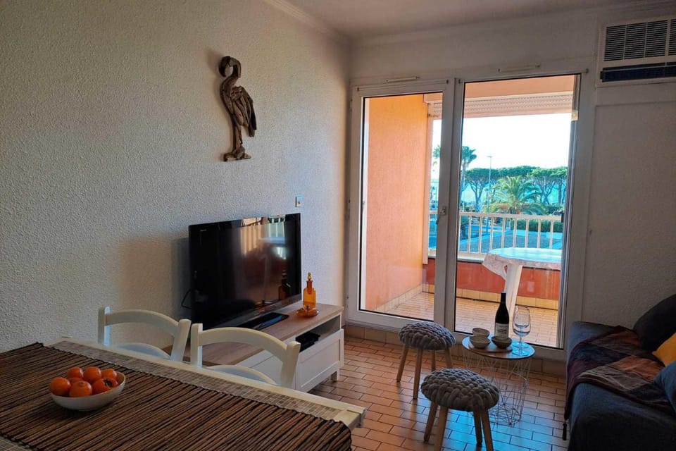 Small nest overlooking the ponds Apartment in Palavas-les-Flots