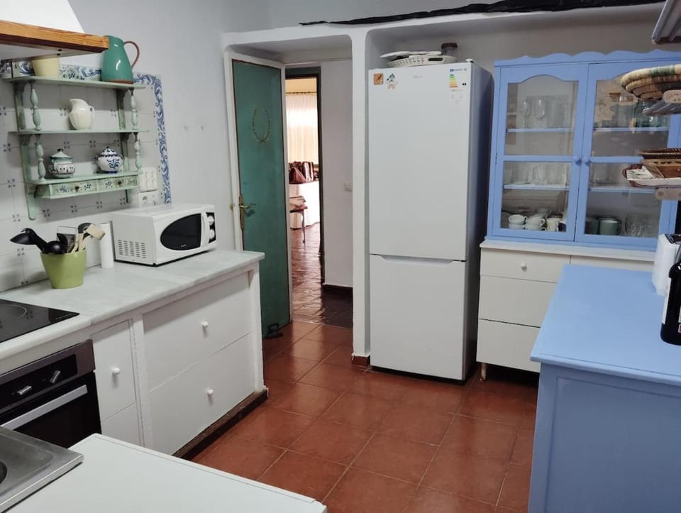 Chalet con encanto, con piscina y cerca de playa House in Torremolinos