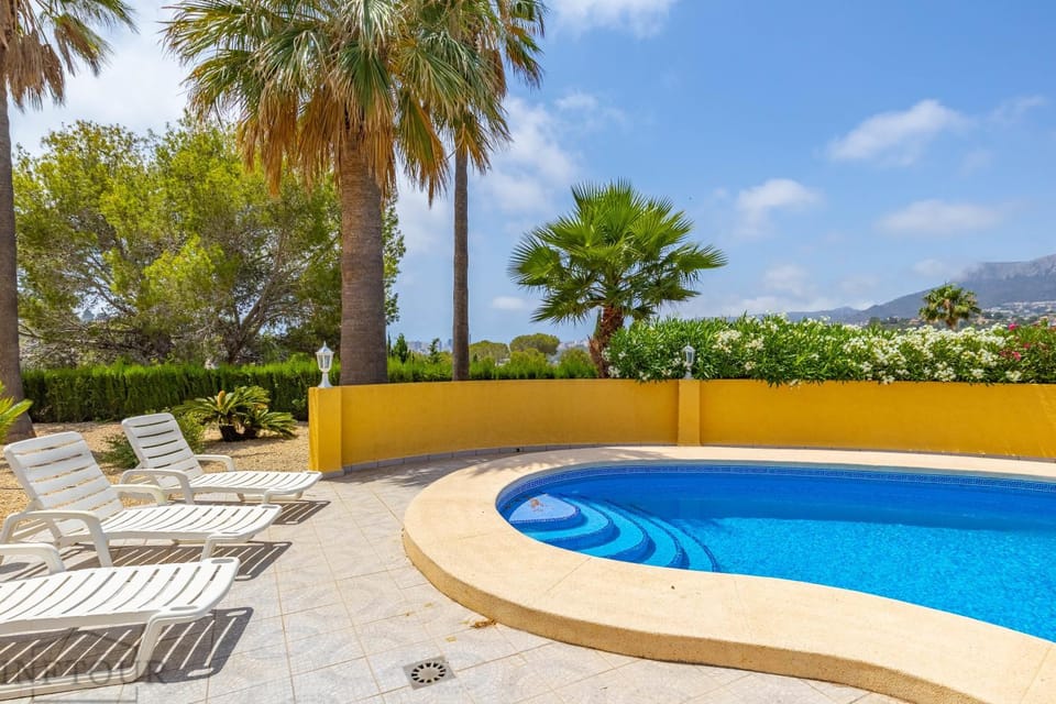 Garden, Swimming pool