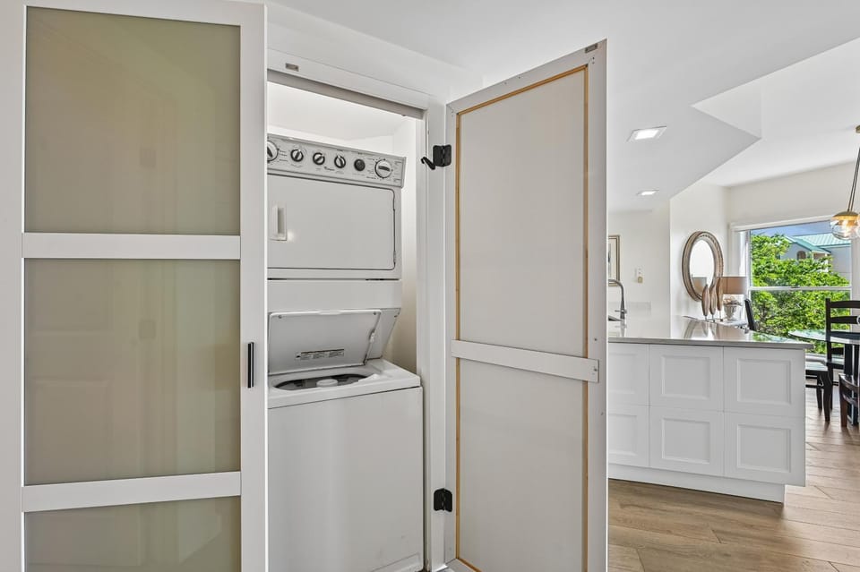 laundry, washing machine, dryer