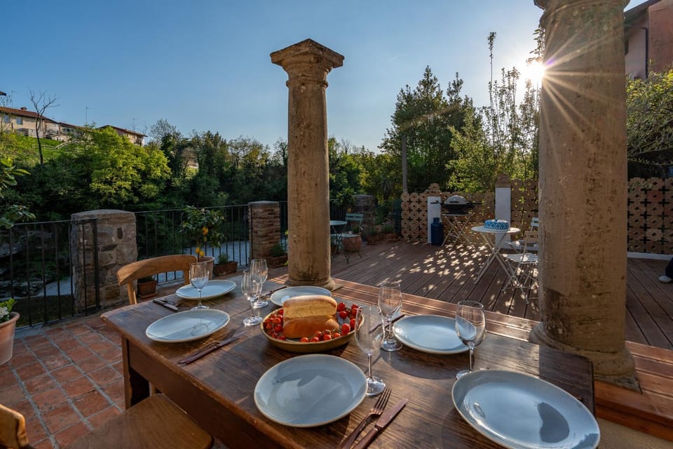 Off site, Balcony/Terrace