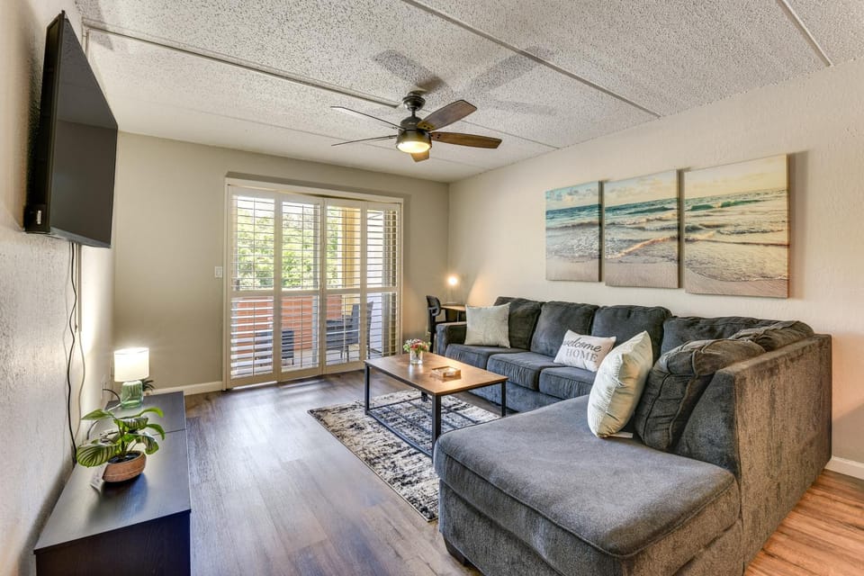 Dock Access! Condo 5 Mi to Okaloosa Island Beach House in Mary Esther