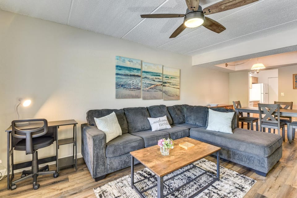 Dock Access! Condo 5 Mi to Okaloosa Island Beach House in Mary Esther